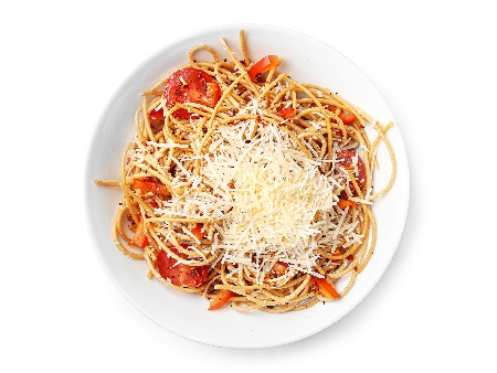 Спагети с три вида домати – чери домати, сушени домати и консервирани домати - снимка на рецептата